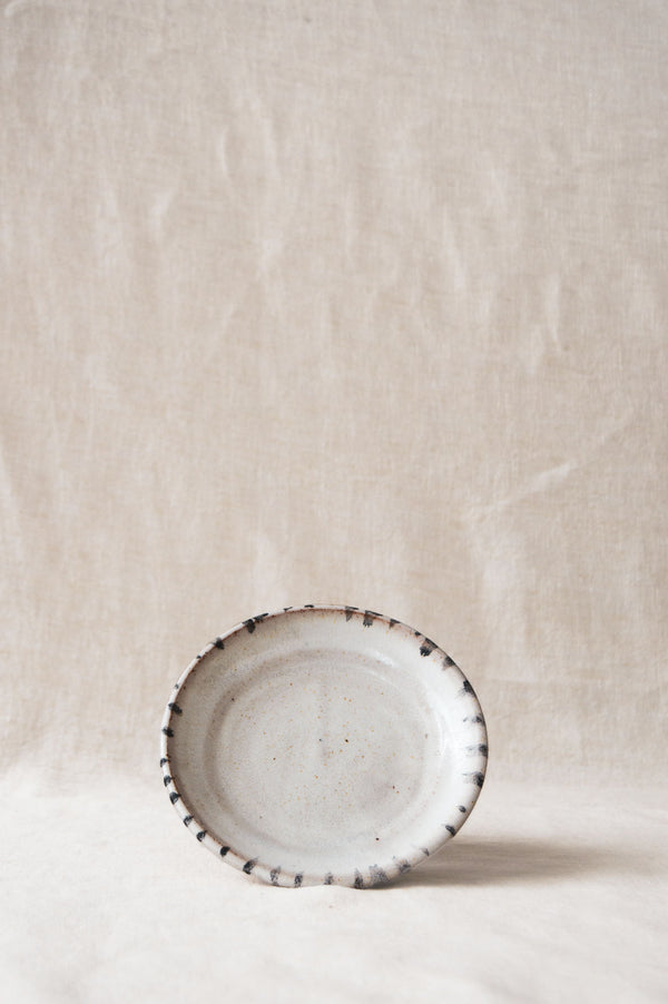 Pip Hartle Plate | Dot Edge